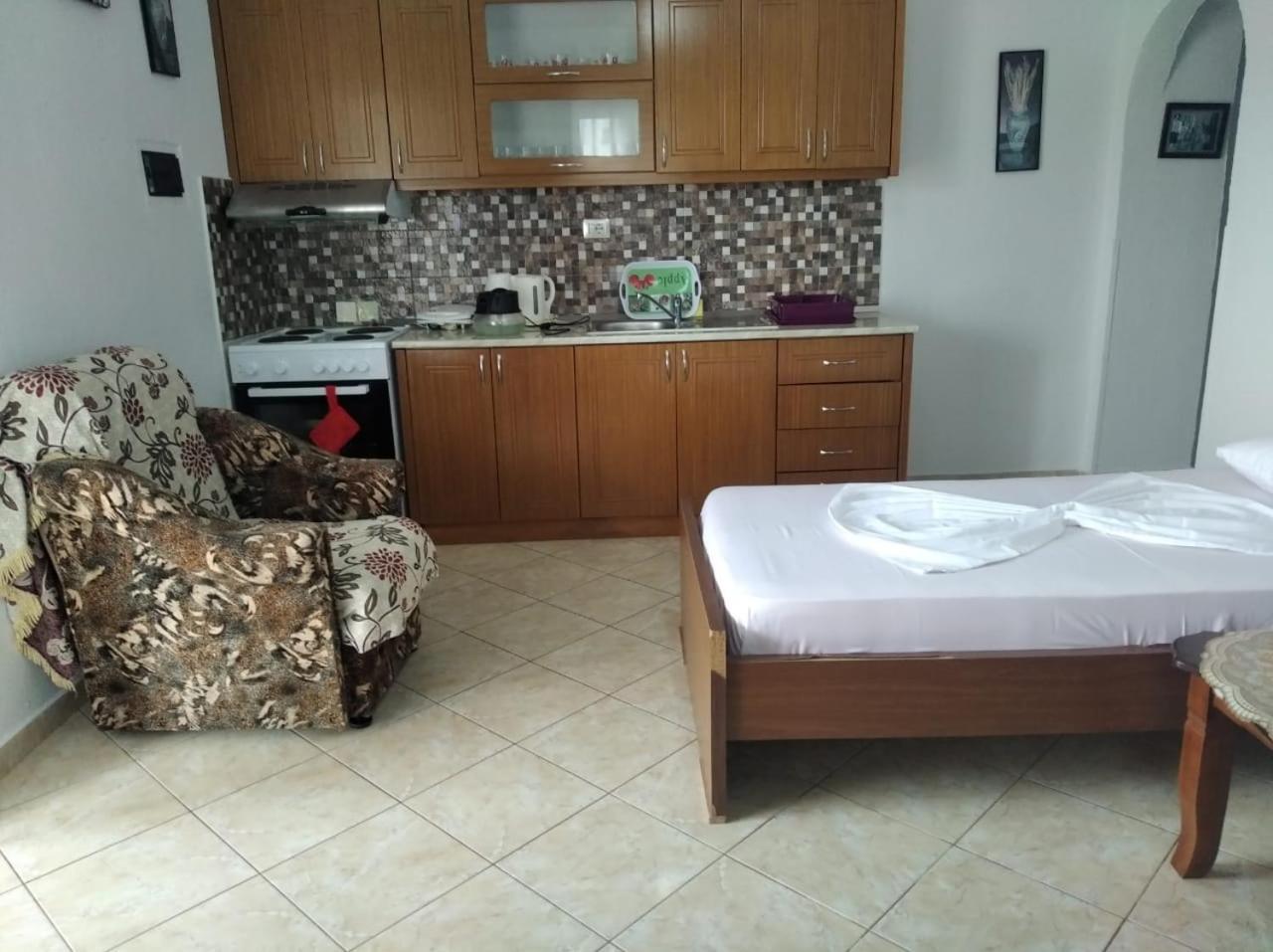 Hako Apartments Sarande Exterior photo