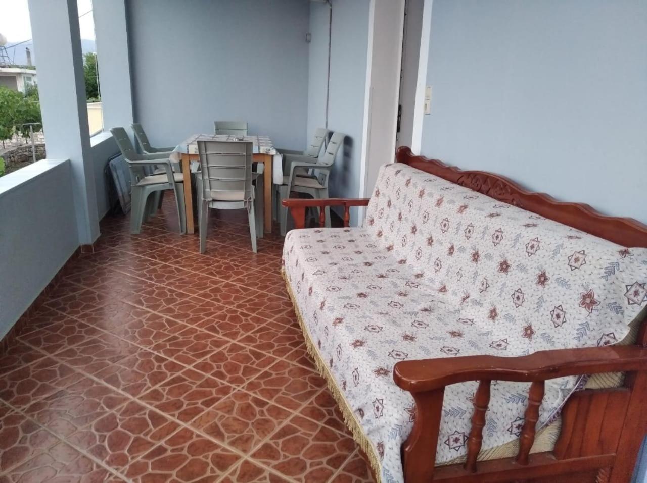 Hako Apartments Sarande Exterior photo